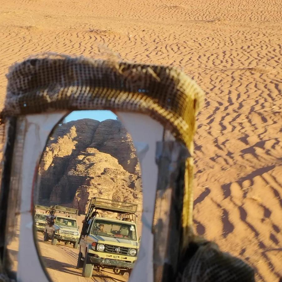 Wadi Rum Shooting Stars Camp Extérieur photo