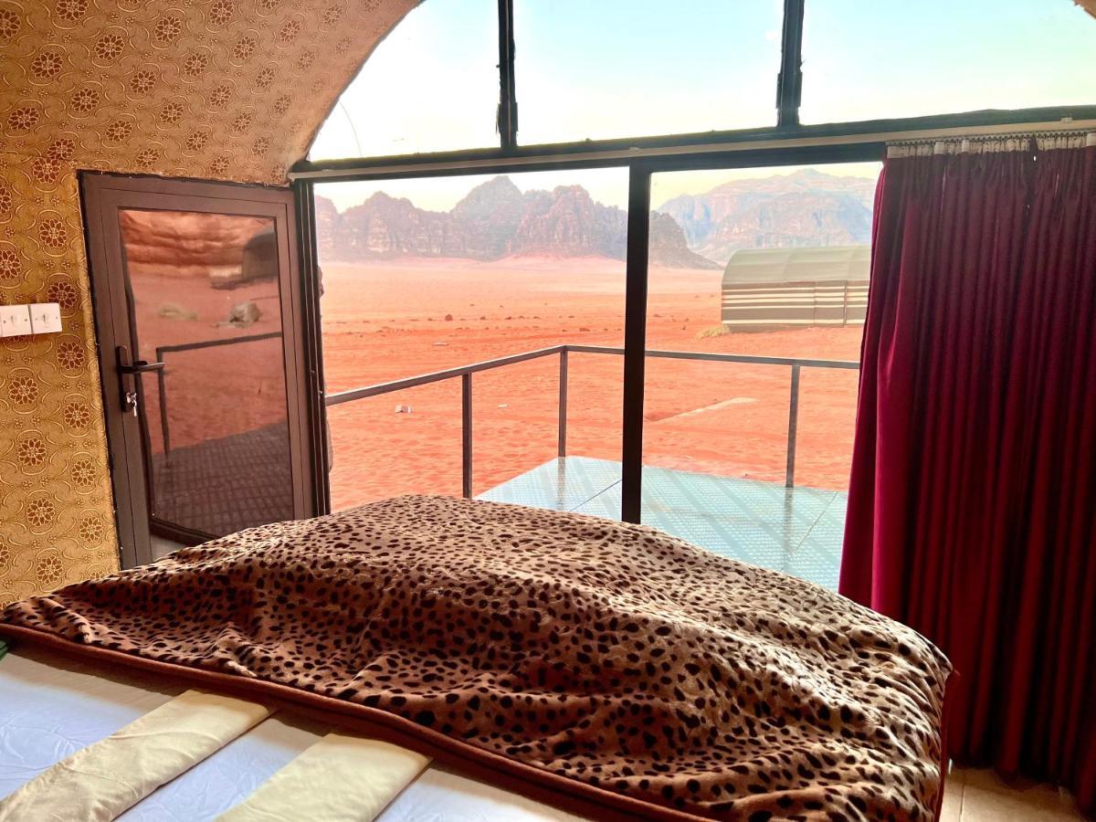 Wadi Rum Shooting Stars Camp Extérieur photo