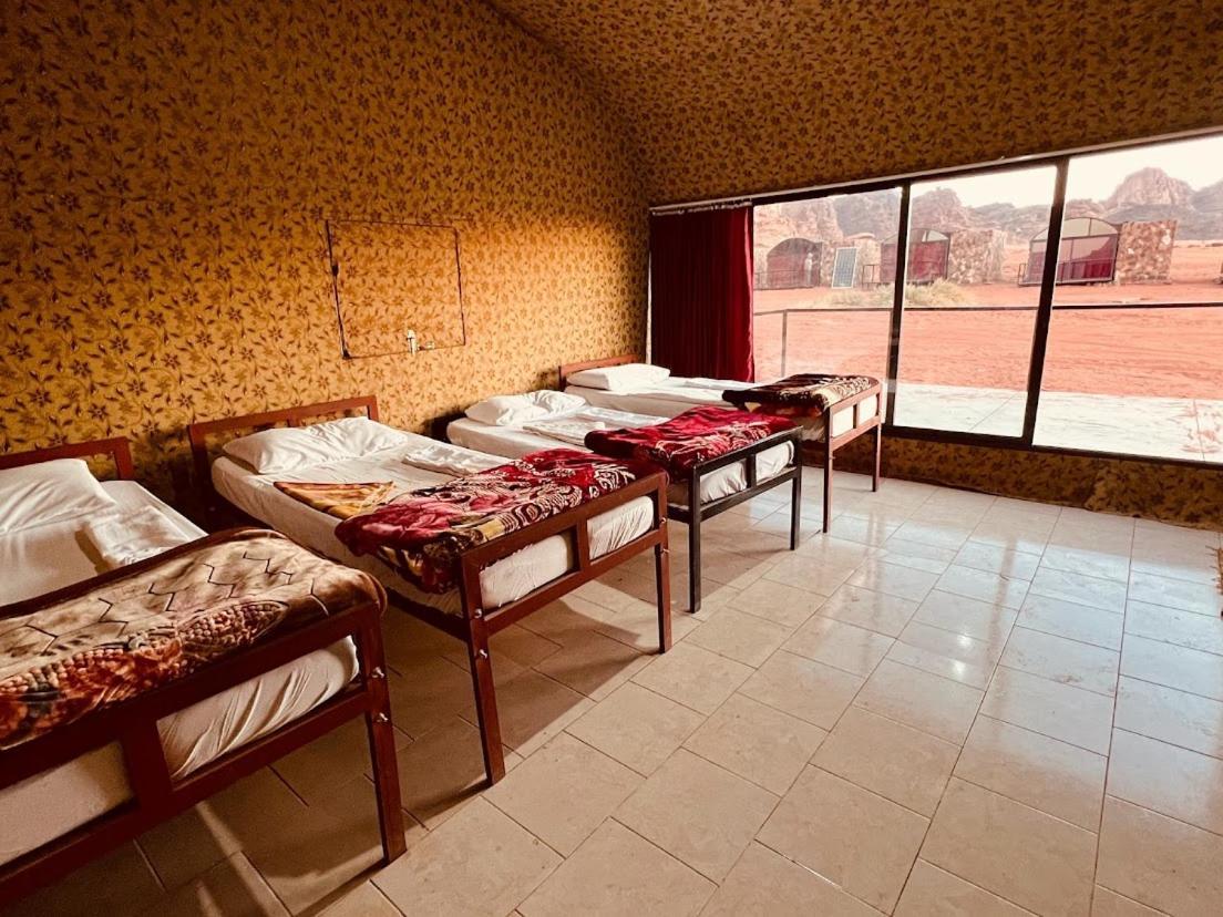 Wadi Rum Shooting Stars Camp Extérieur photo
