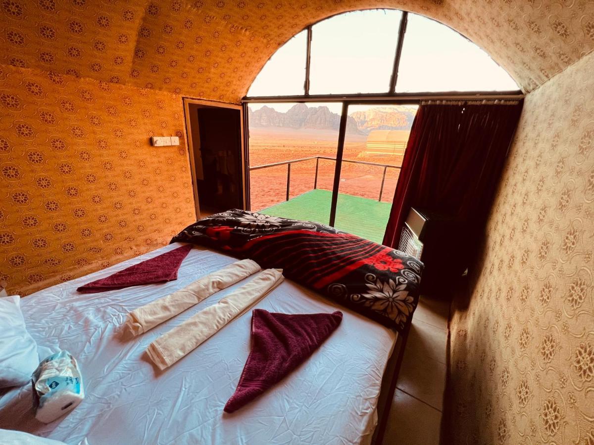 Wadi Rum Shooting Stars Camp Extérieur photo