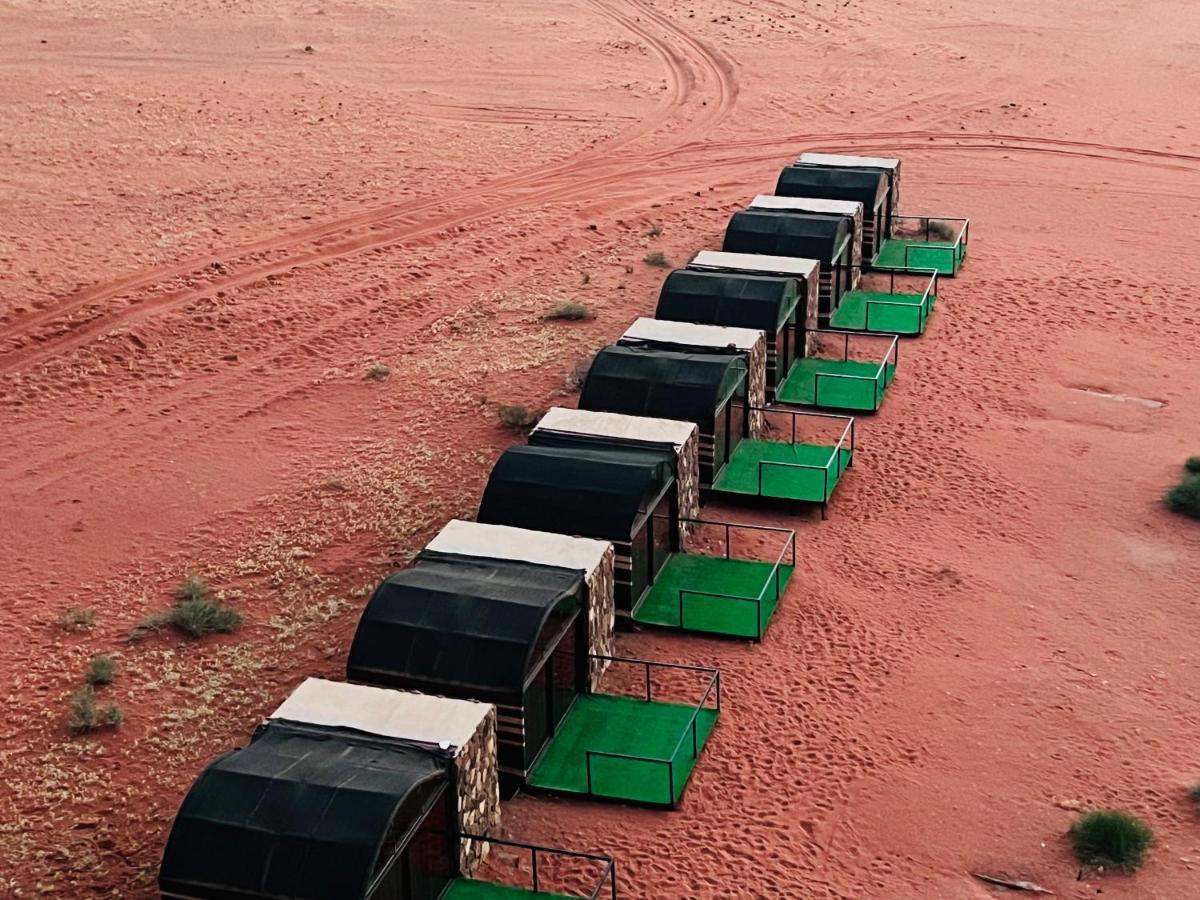 Wadi Rum Shooting Stars Camp Extérieur photo